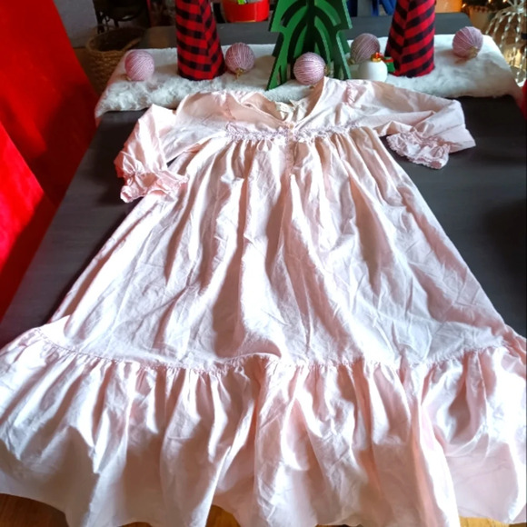 Vintage Victoria Secret full length Nightgown. Fantastic piece. Pink. M - Picture 1 of 5
